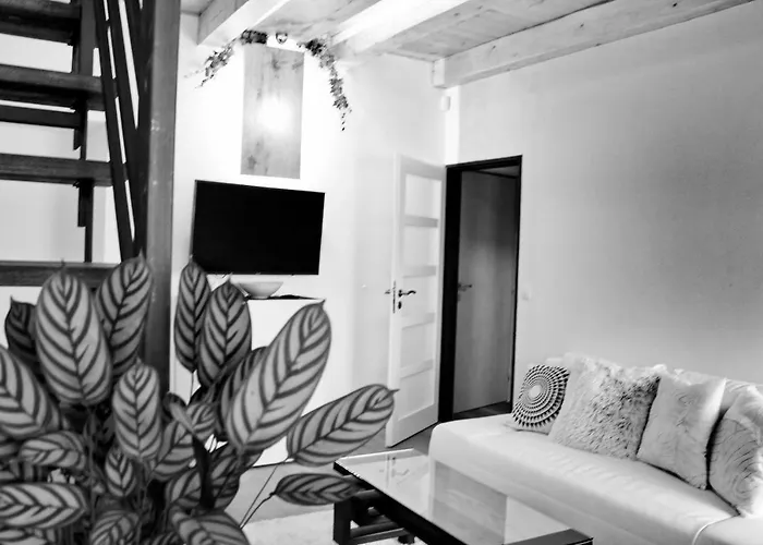 Apartmany Ztracena